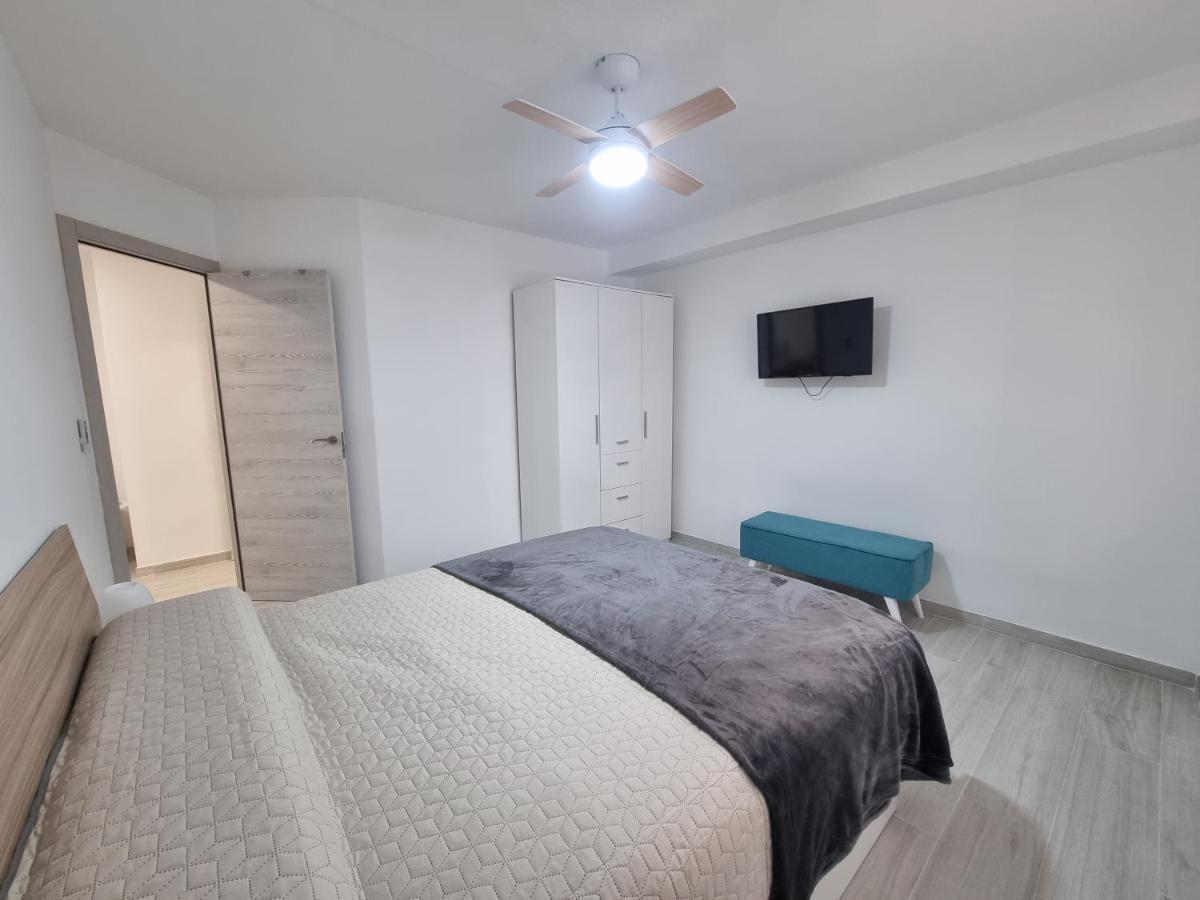 Apartamentos En Denia Frente Al Puerto! Bagian luar foto
