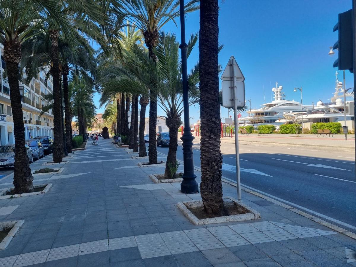 Apartamentos En Denia Frente Al Puerto! Bagian luar foto