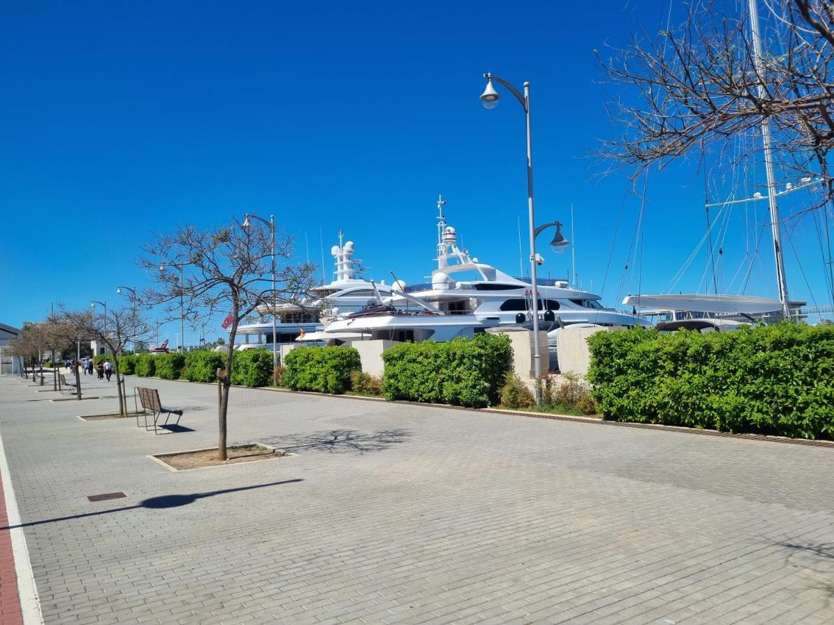 Apartamentos En Denia Frente Al Puerto! Bagian luar foto